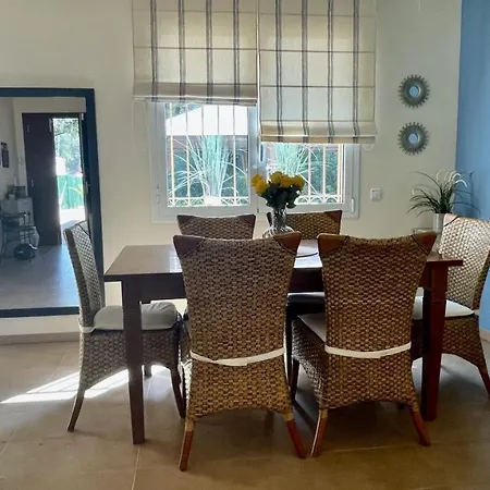 Villa Pineda 5 *